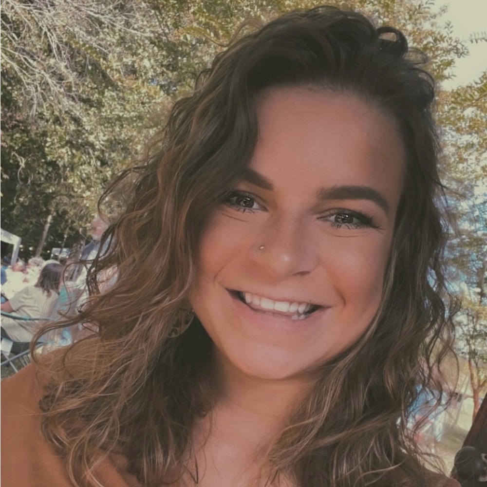 Meet your Posher, Nicole